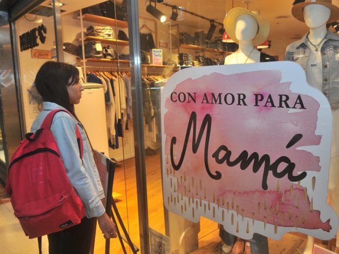 Día de la Madre: comerciantes esperan un buen nivel de ventas en rubros tradicionales