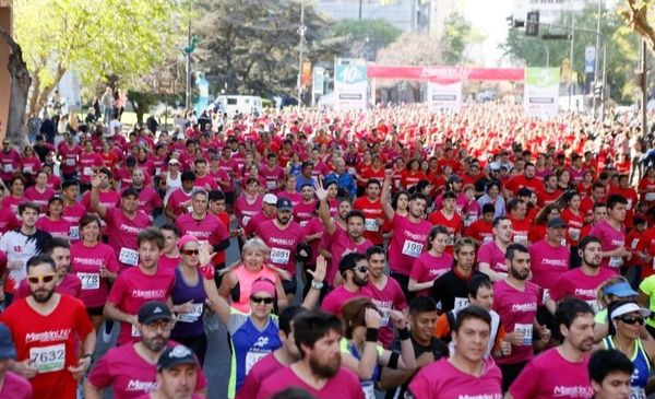 Más de 12.000 personas participaron de la maratón solidaria que organizó la UNLP