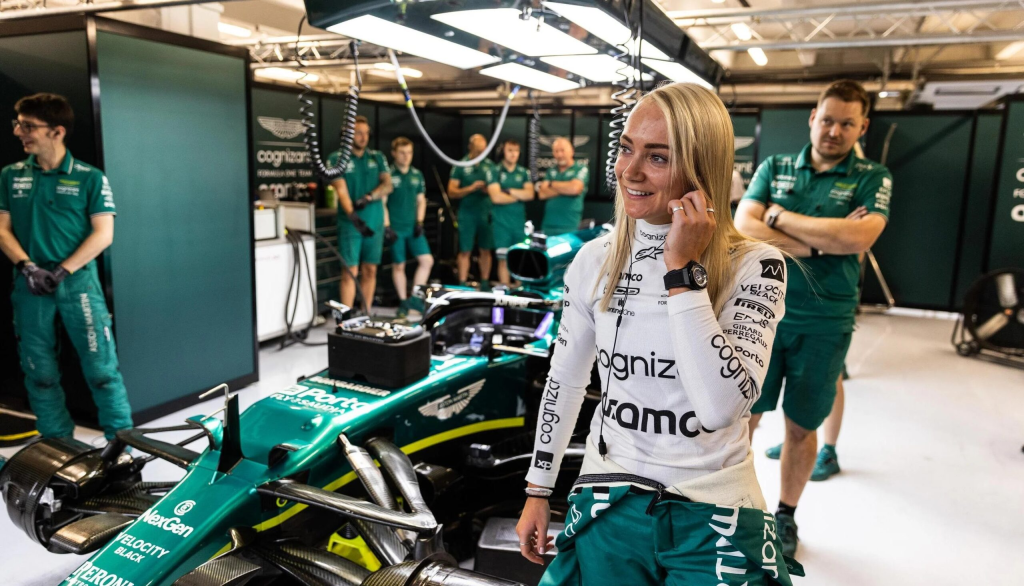 La primera mujer en cinco años en probar un F1: "Me ha costado sangre, sudor y lágrimas"