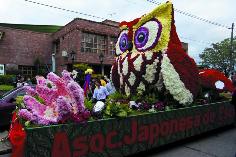 Hasta el próximo domingo se desarrolla en Escobar la 60° Fiesta Nacional de la Flor