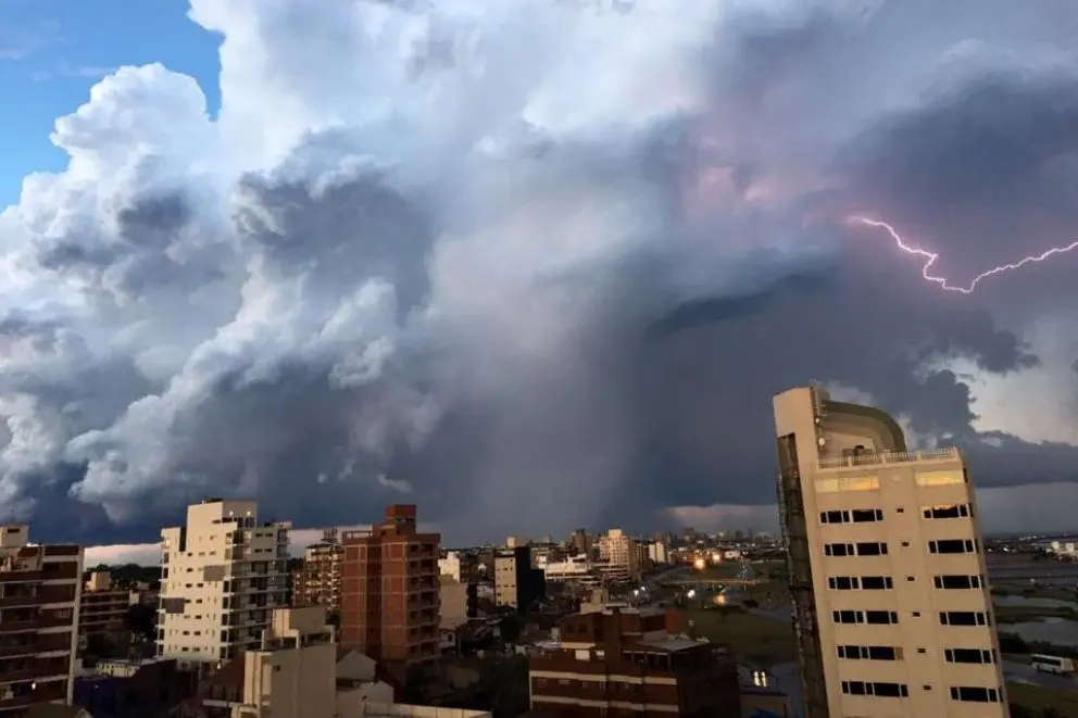Alerta amarillo por tormentas en La Plata para este domingo: recomendaciones y prevención