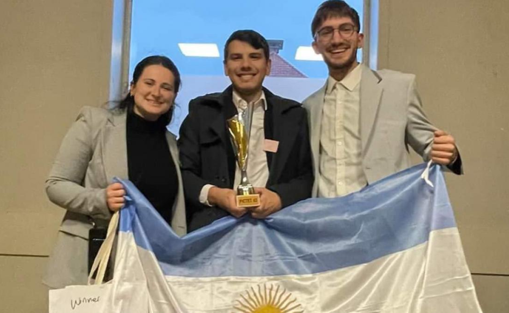 Estudiantes de Derecho  ganaron un concurso de derecho internacional humanitario