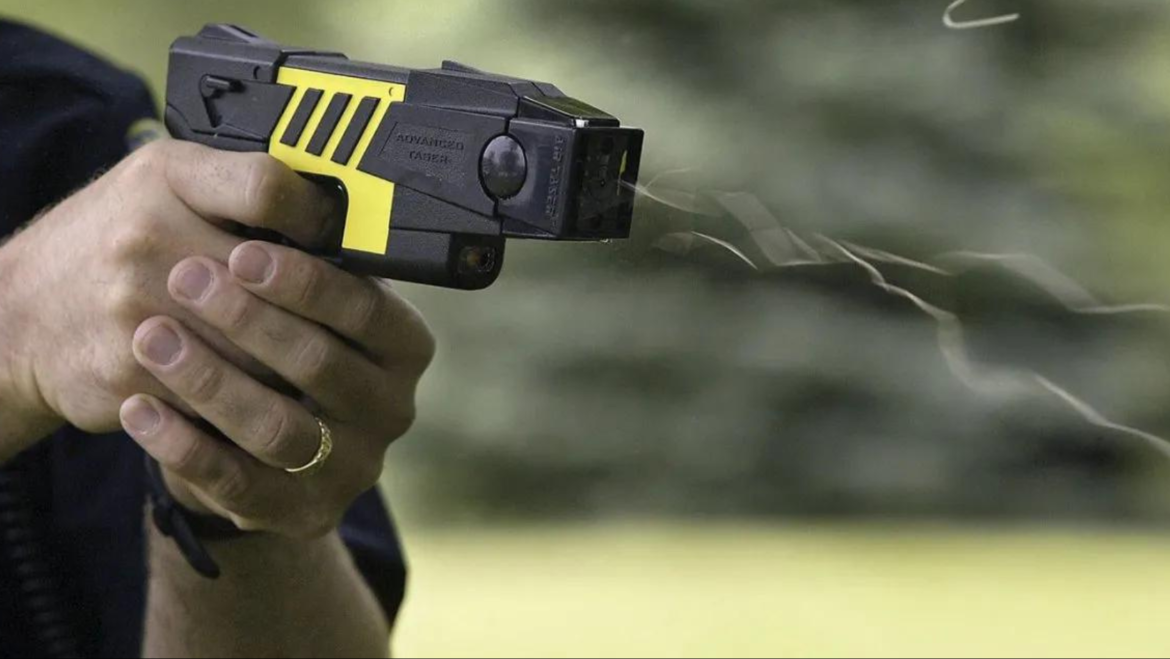 El gobierno reglamentó el uso de ‘armas incapacitantes no letales’