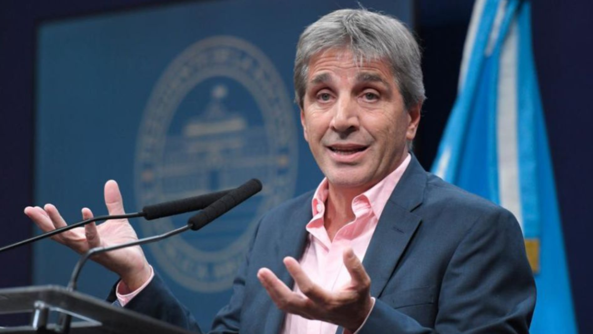 Luis Caputo: ‘La gente va a tener que vender dólares para pagar impuestos’