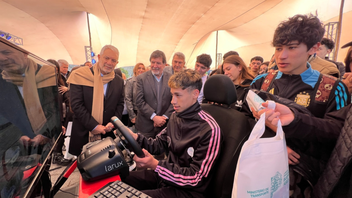 Presentaron en La Plata el programa bonaerense que acerca a los jóvenes a su primera licencia de conducir