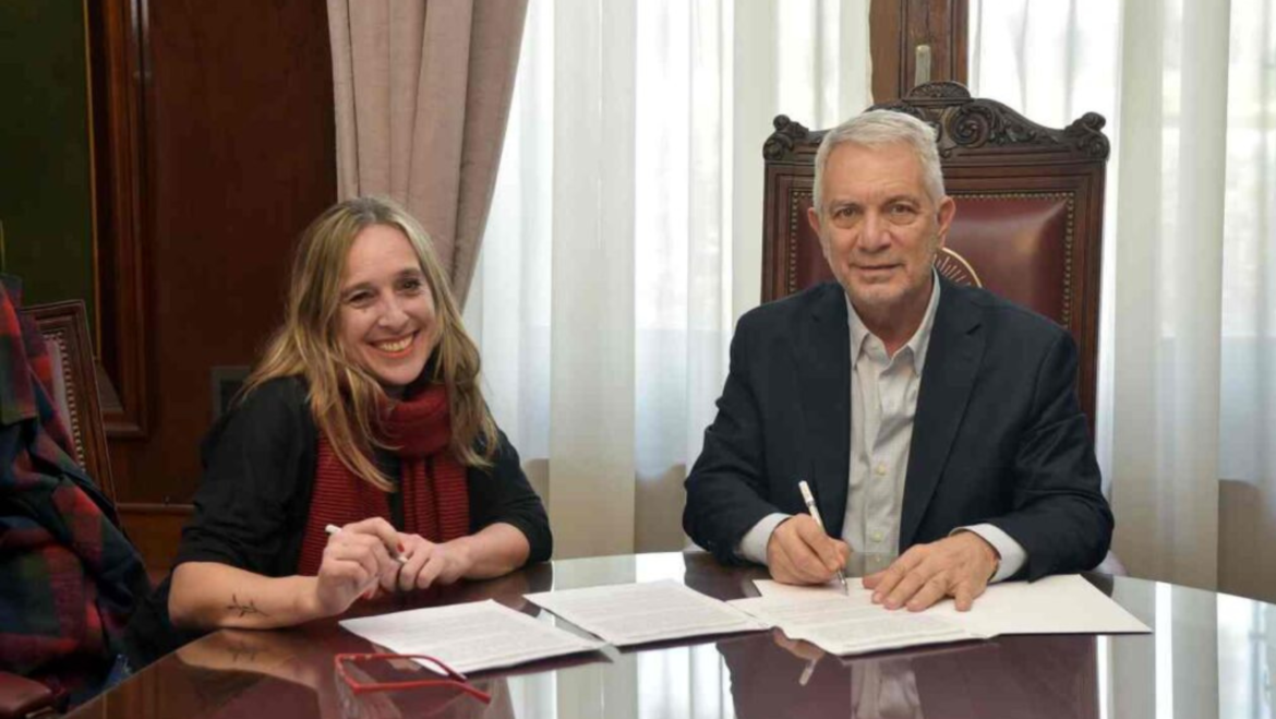 Alak y la UNLP acordaron trabajar en la reconstrucción del archivo municipal