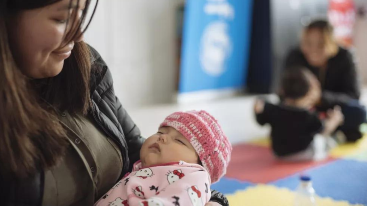 Brindan charlas y talleres en los barrios para promover el apoyo a la lactancia