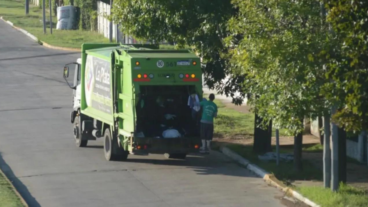 Así funcionarán los servicios municipales durante el feriado del sábado