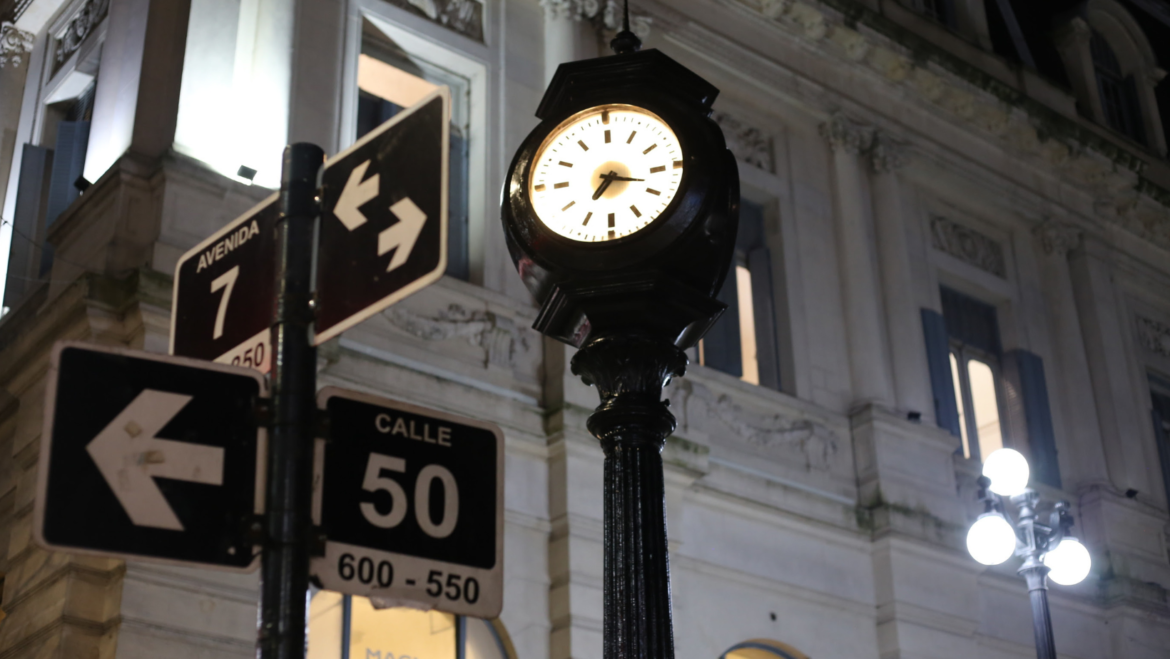 El histórico reloj de 7 y 50 volvió a funcionar