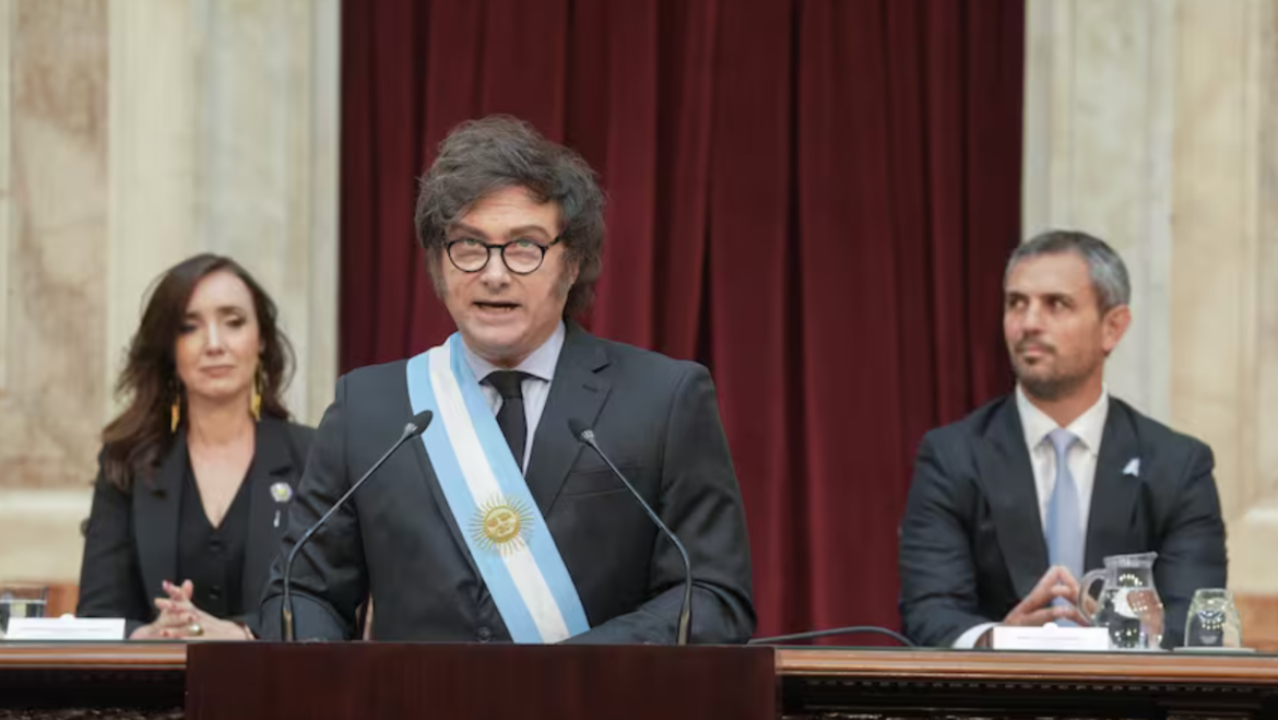 Javier Milei presentó el Presupuesto 2025 enfocado en el equilibrio fiscal y fuertes críticas a la clase política