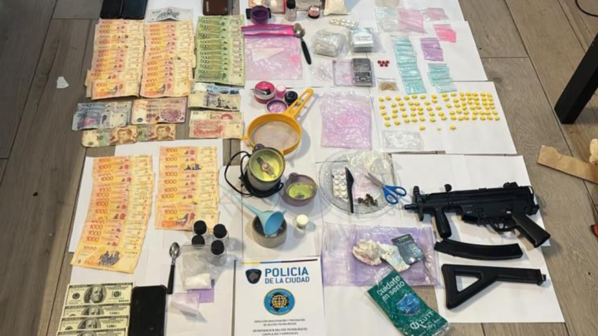Desmantelan una banda que cocinaba ‘cocaína rosa’ y otras drogas sintéticas