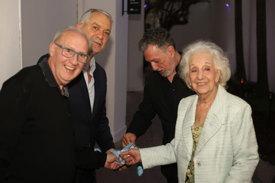 En un emotivo acto, Alak inauguró el Patio de la Memoria y de los Artistas en el Coliseo Podestá