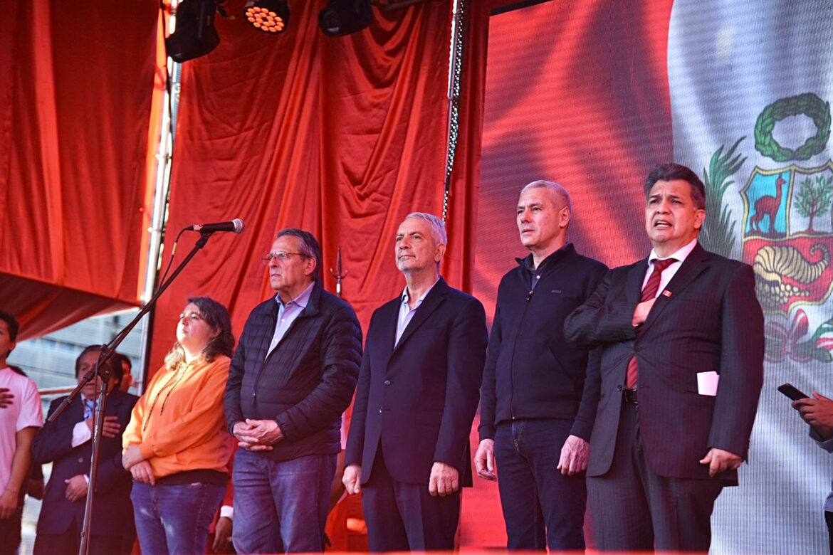 Alak participó de la jornada inaugural de ‘Perú Vive 2024’, a la que asistieron 35 mil personas