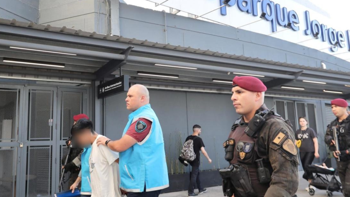 Expulsaron del país a peruano que se dedicaba al tráfico de drogas