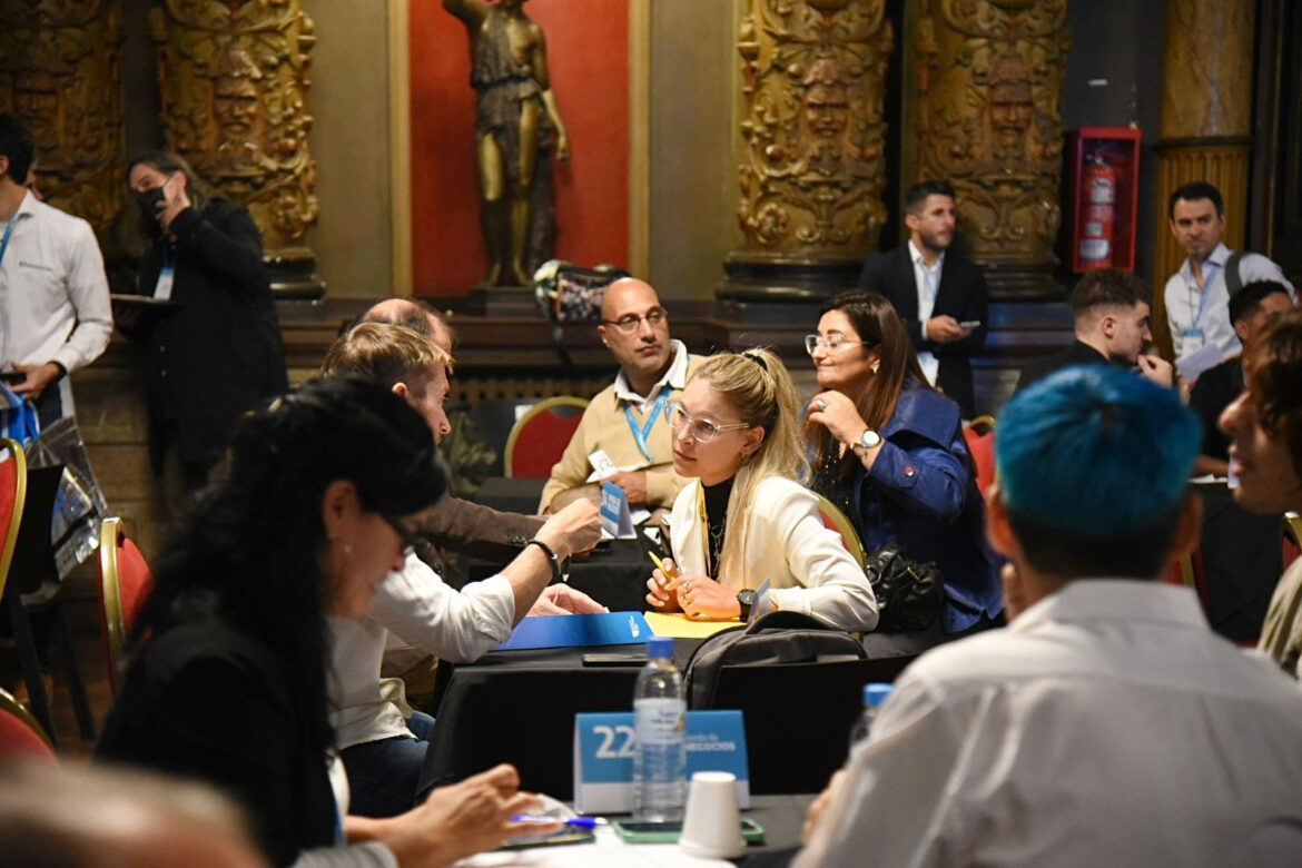 Ronda de negocios en ‘La Plata Construye’ para fortalecer el intercambio de empresas de la región