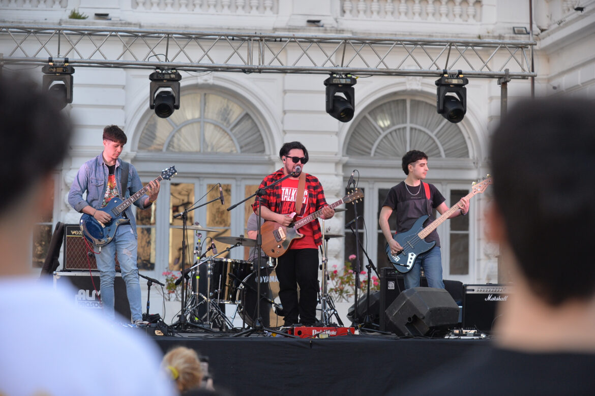 El Playón Municipal se llena de rock y pop este sábado con cuatro recitales gratuitos