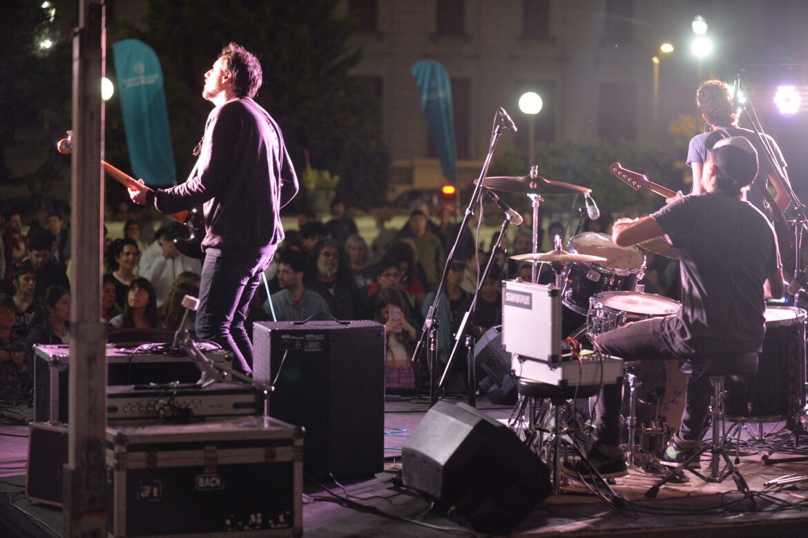 Sábado a puro rock en el Playón Municipal con los shows de más bandas platenses