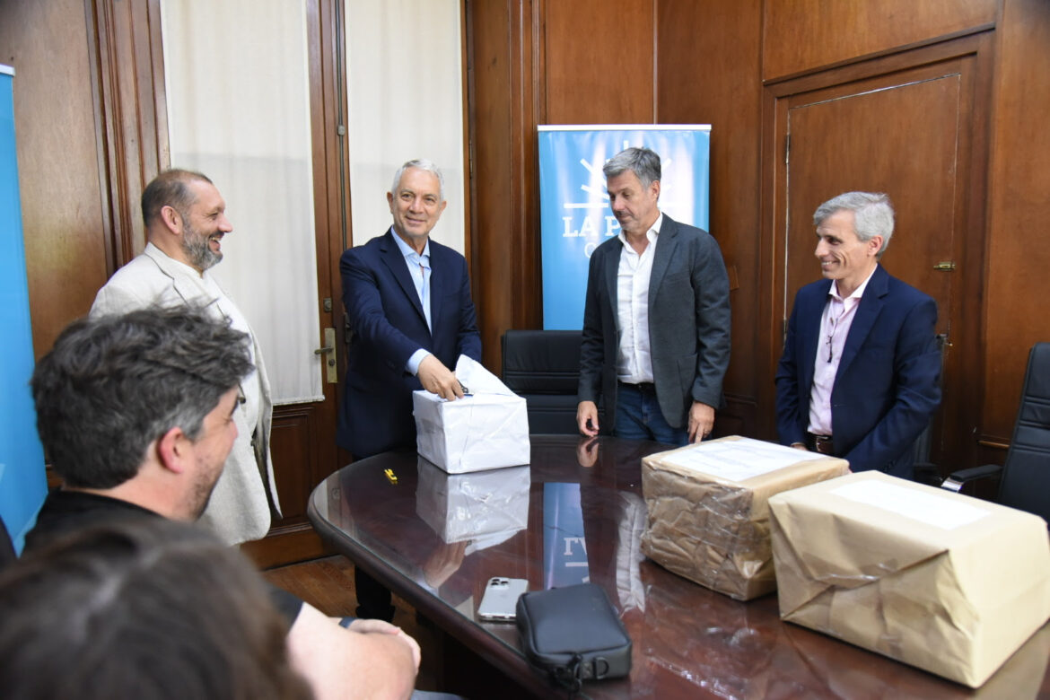 La Municipalidad modernizará el sistema de alumbrado público de La Plata