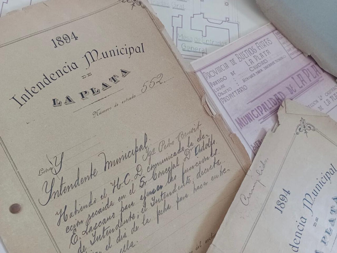 La Municipalidad avanza en la transformación del Archivo Histórico para preservar la memoria de La Plata