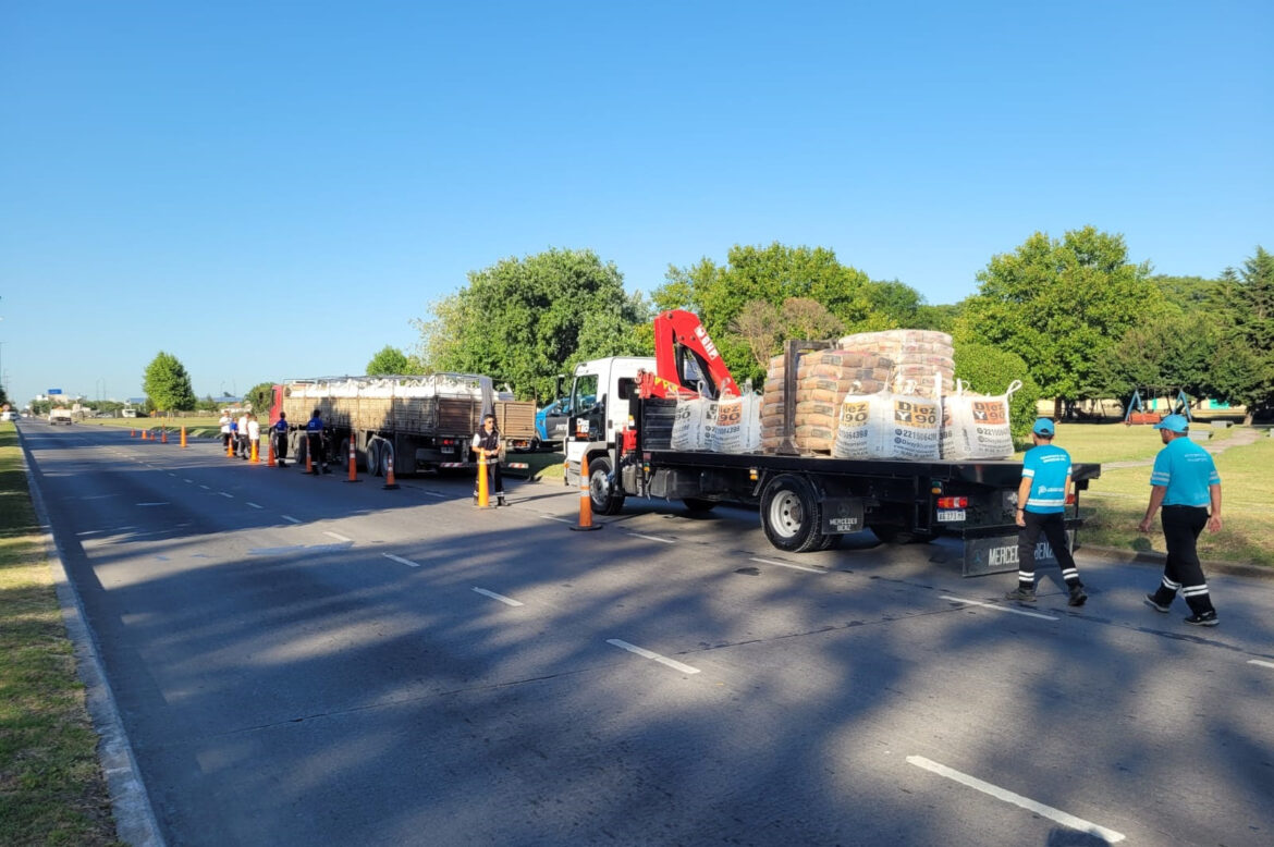 En un operativo conjunto, Municipalidad y Provincia controlaron vehículos de carga