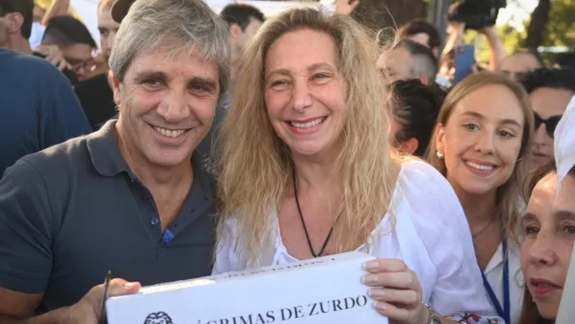 Karina Milei y Luis Caputo encabezaron un acto partidario en CABA
