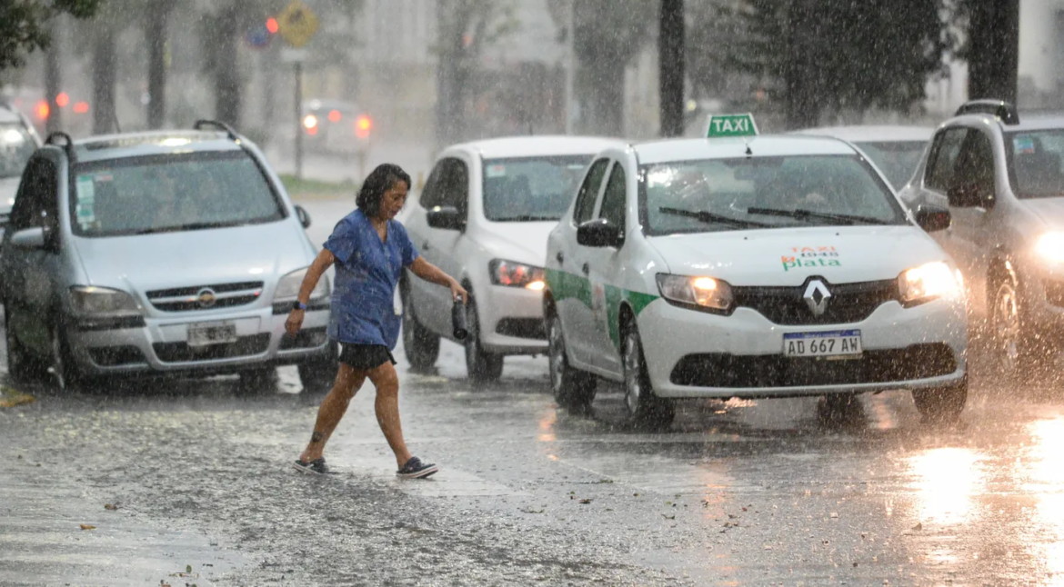 Establecen el nivel de alerta ‘amarillo’ por tormentas para el miércoles