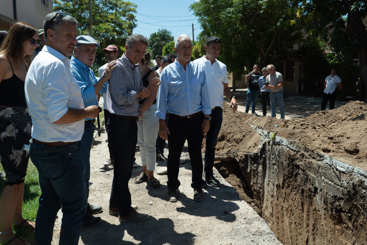 Refuerzan la infraestructura hídrica en Villa Elvira para mejorar la cuenca del Arroyo Maldonado