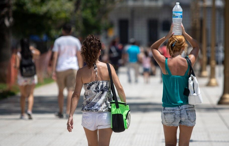  Establecen el nivel de alerta ‘amarillo’ por altas temperaturas en La Plata