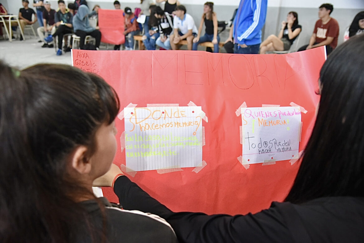 La Plata conmemora la Semana de la Memoria con actividades culturales y homenajes