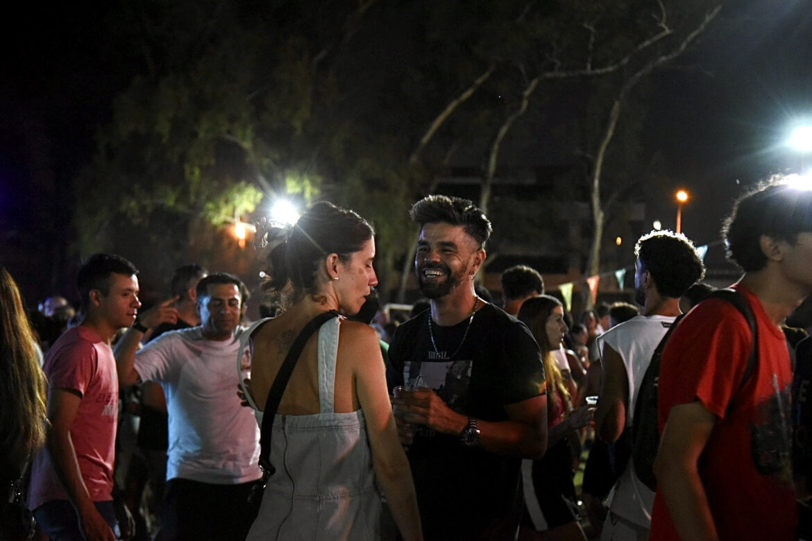 La Plata es Música, caminatas y obras teatrales en un nuevo fin de semana cultural