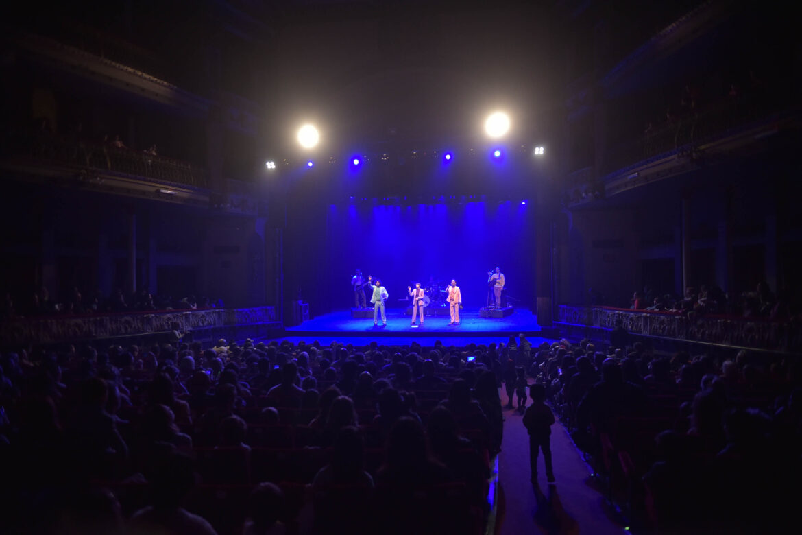 El Coliseo Podestá presentó la agenda de abril con reconocidos actores y grandes humoristas