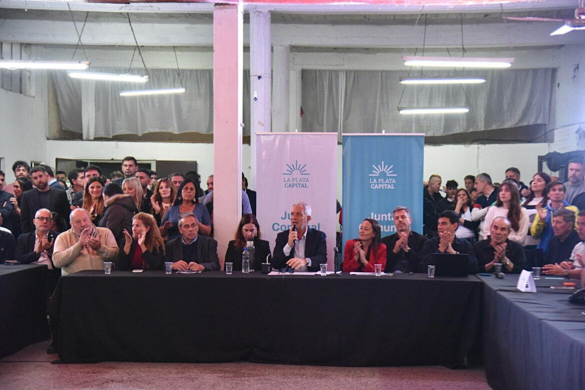Alak conformó la Junta Comunal de San Carlos y anunció importantes obras