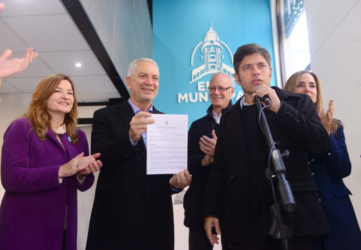 Ex Banco MunicipalAlak y Kicillof inauguraron la puesta en valor del edificio del Ente Municipal de La Plata
