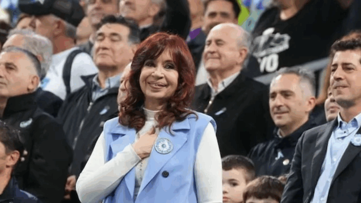 Cristina anunció que encabezará un acto este 25 de Mayo y recordó a Nestor “hace 22 años nacía otra Argentina”
