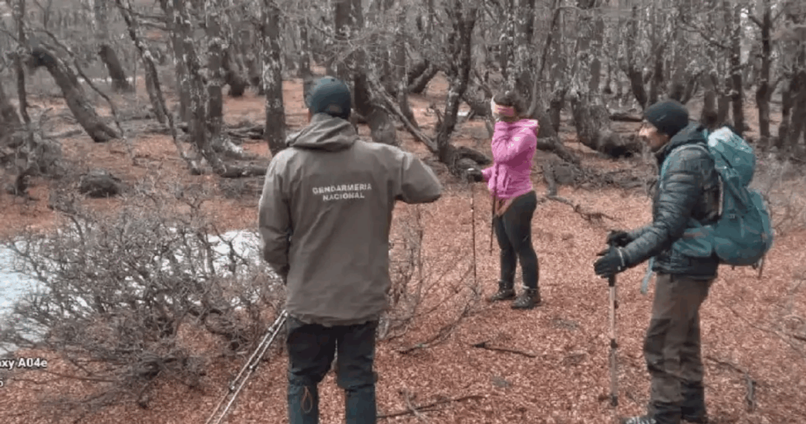 Buscan intensamente a dos mujeres desaparecidas mientras realizaban una excursión en El Bolsón