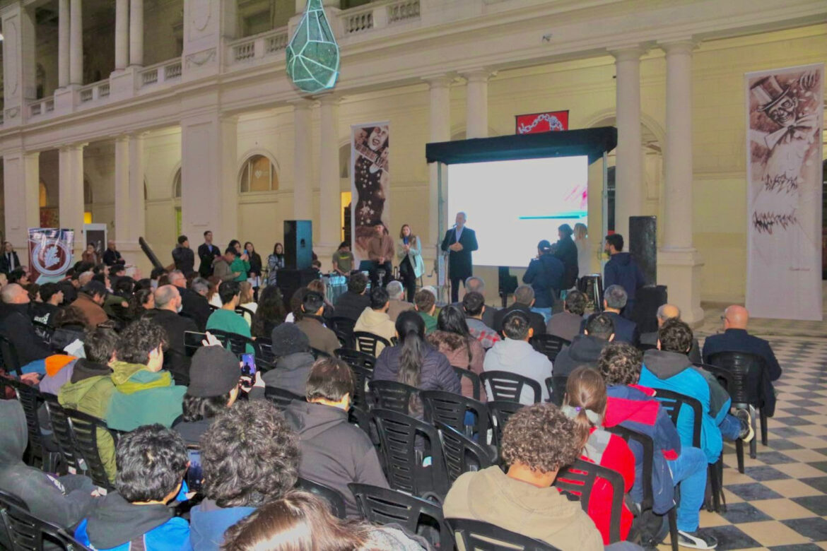 Alak lanzó un programa para promover el empleo joven