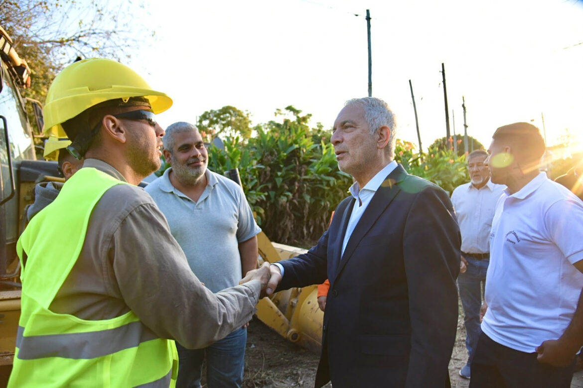 Alak dio comienzo a obras clave en Romero y anunció las mejoras que el Municipio hará en San Lorenzo