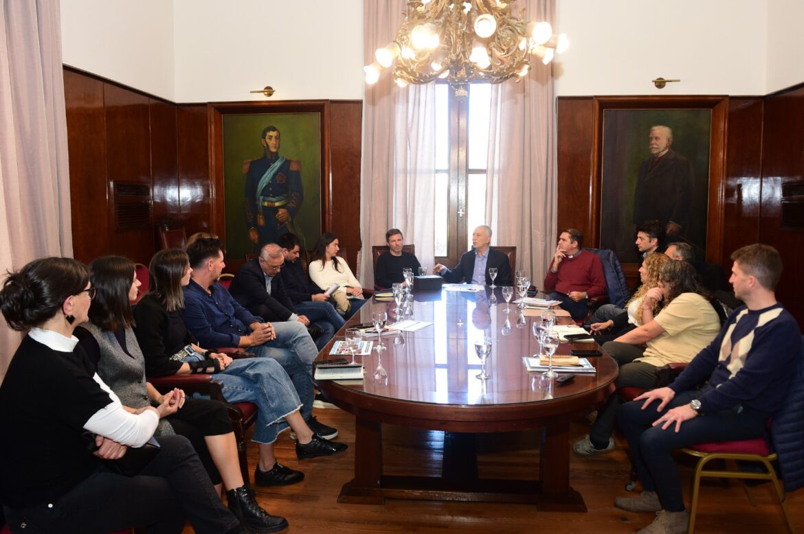 De cara a las vacaciones de invierno: Municipio y Provincia planifican la ciudad como centro turístico