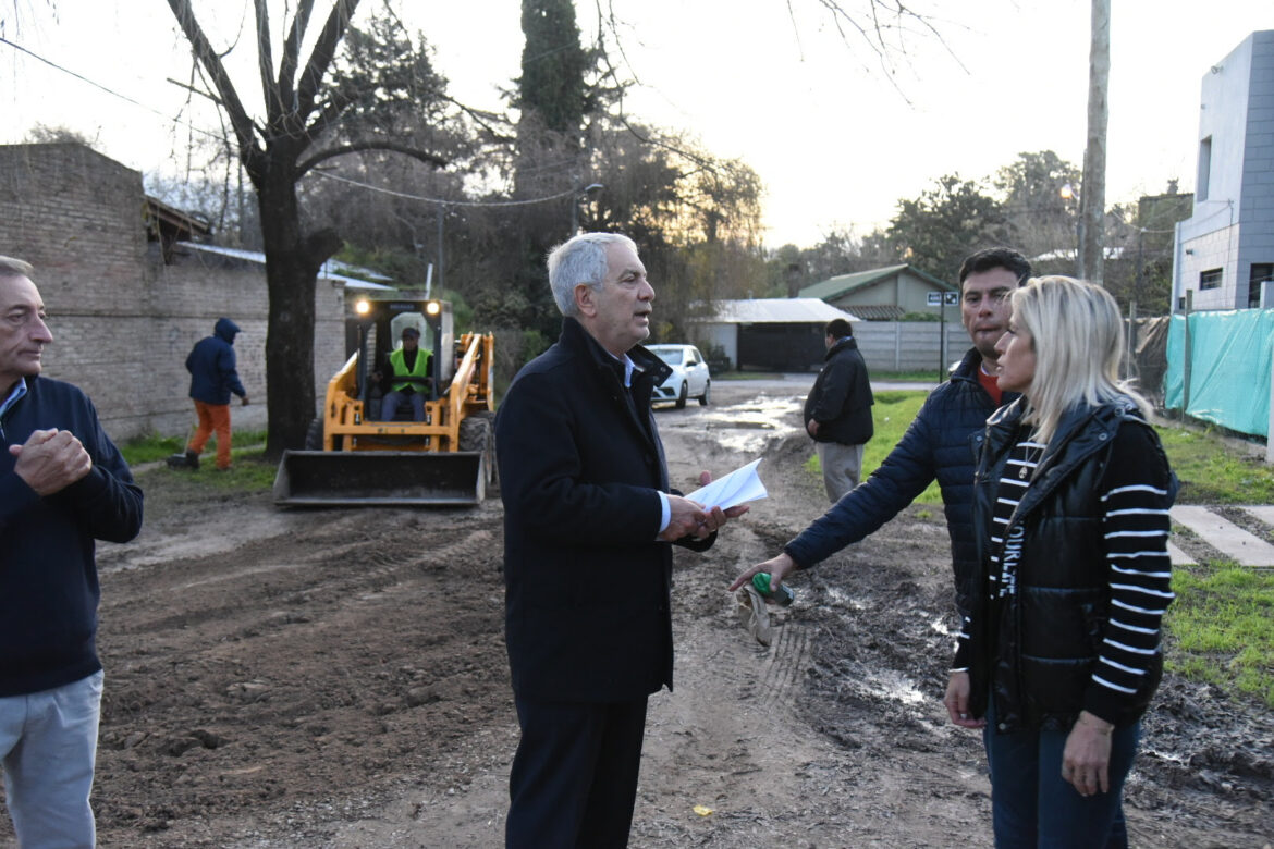 Alak puso en marcha un plan de obras para mejorar la infraestructura urbana en El Rincón