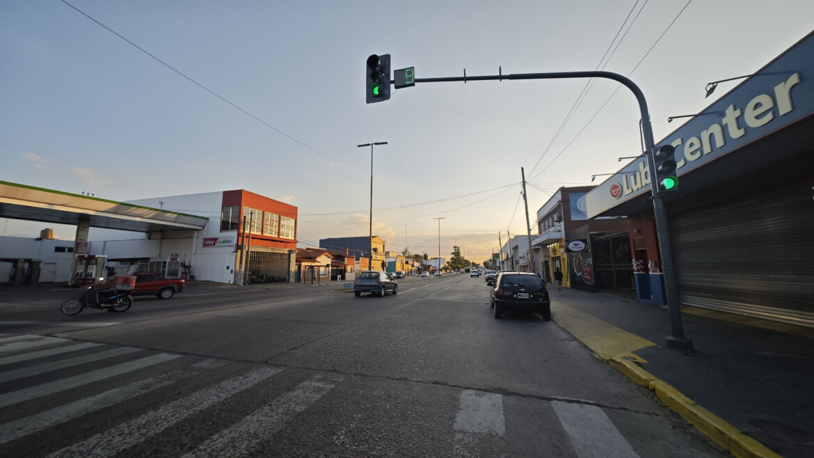 La Municipalidad incorpora 200 semáforos inteligentes con monitoreo en tiempo real