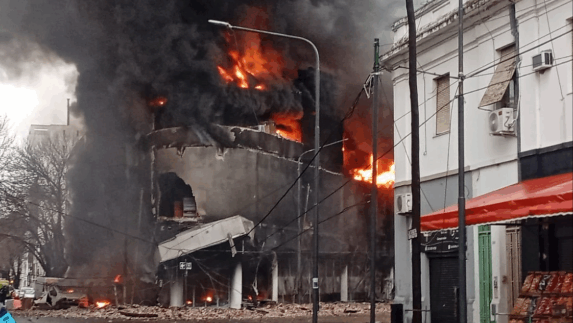 Revelaron por qué inició el incendio en el depósito de electrodomésticos