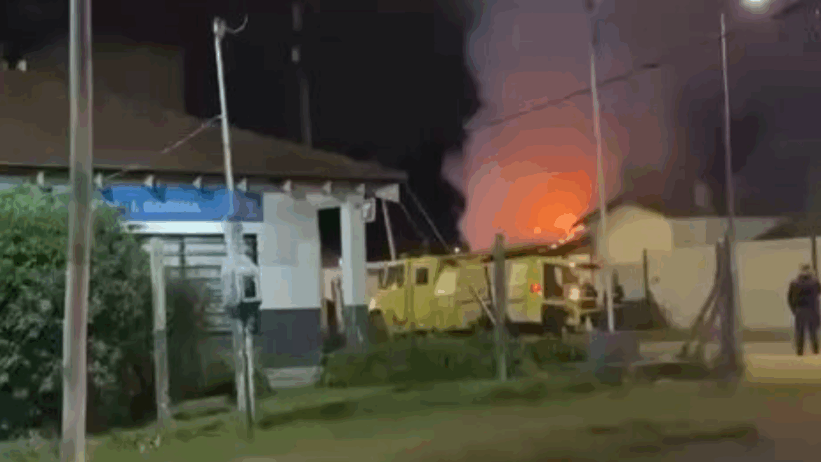 Incendio en Gorina: una vivienda fue destruida y murieron dos mascotas