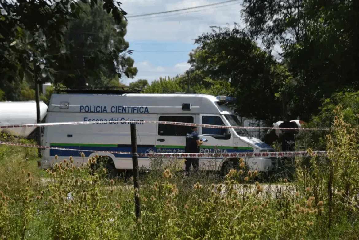 Conmoción en La Plata: oficial de 20 años se quitó la vida en barrio La Hermosura