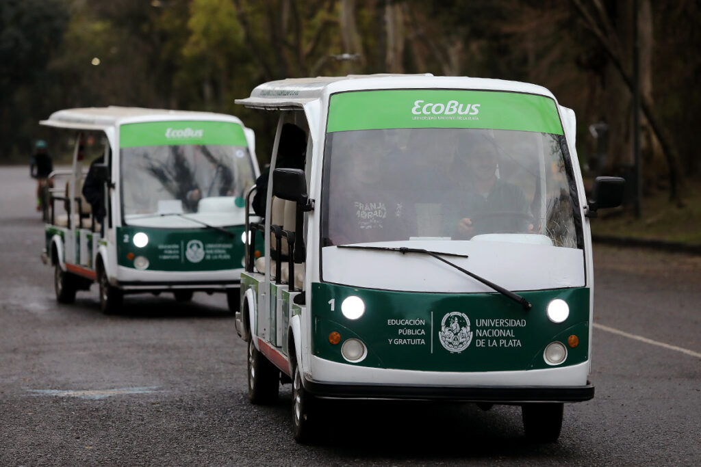 El Ecobus de la UNLP se prepara para volver a las calles del bosque