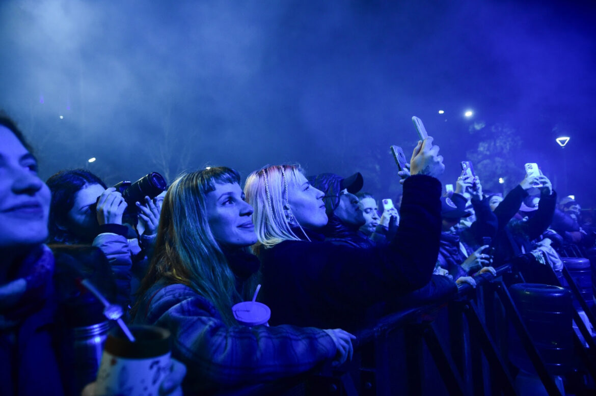 Dante Spinetta se suma a la agenda de vacaciones de invierno con un show gratuito en Meridiano V