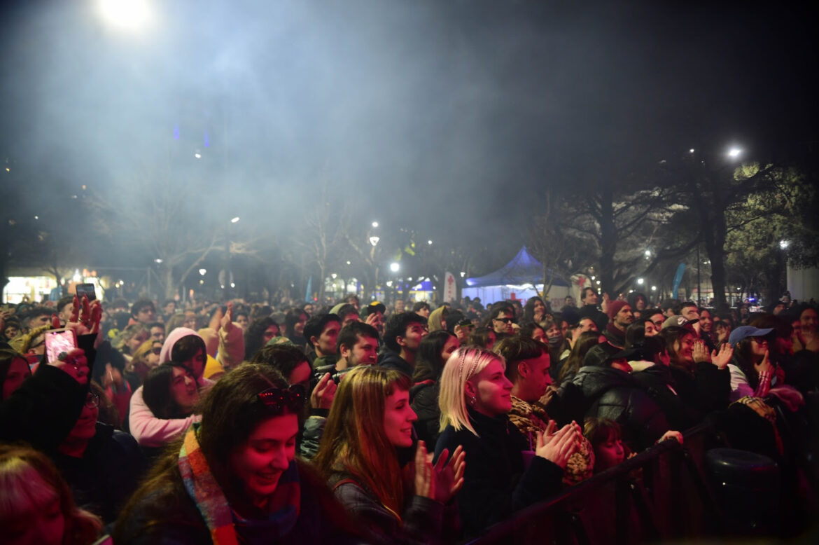 Dante Spinetta toca gratis en La Plata como parte de la agenda cultural de vacaciones