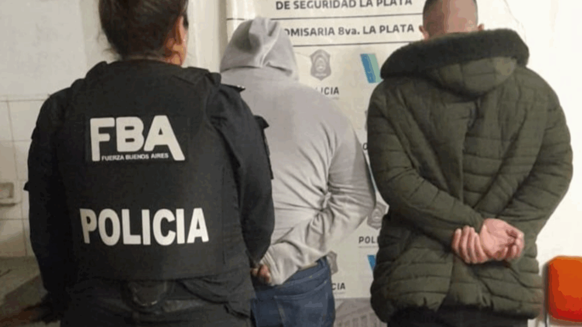 La Plata: detuvieron a dos hombres tras un allanamiento por amenazas y lesiones
