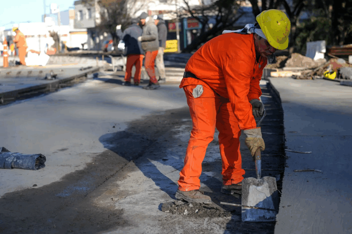 Más obras de pavimentación, hidráulica y bacheo: informan interrupciones en el tránsito