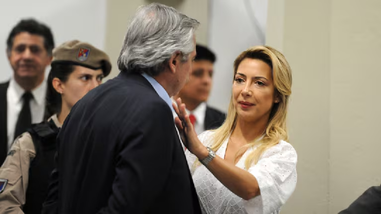 Avanza la causa contra Alberto Fernández: el fiscal pedirá llevarlo a juicio oral por violencia de género contra Fabiola Yáñez