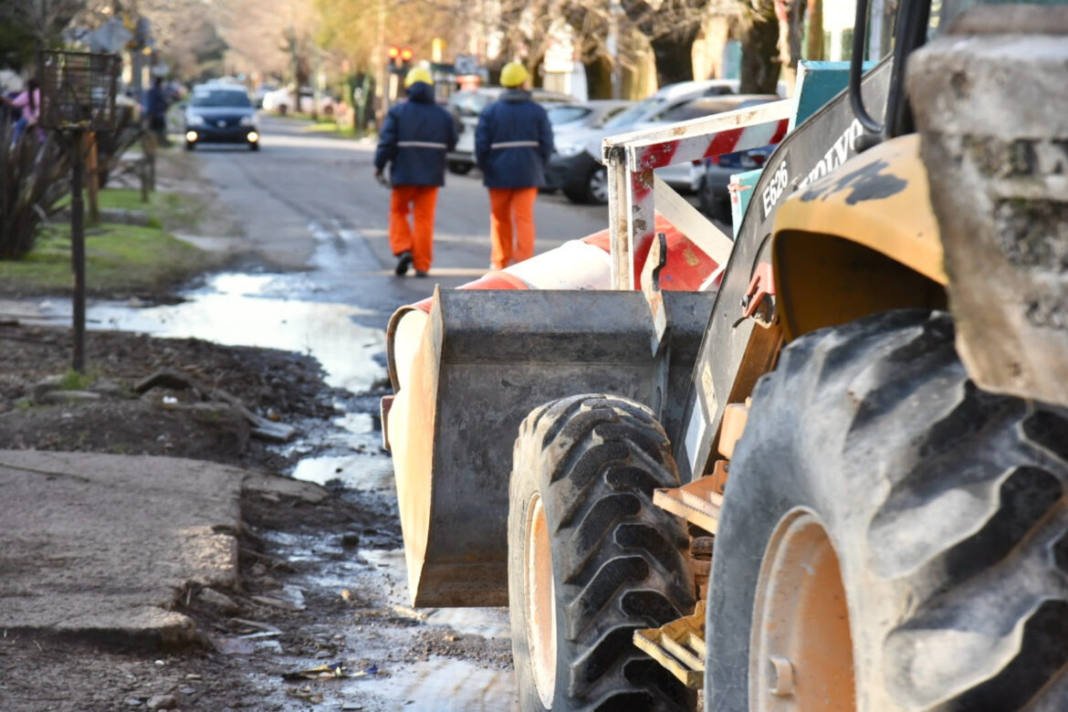 La Municipalidad inició nuevo asfalto y obra hidráulica en Gonnet